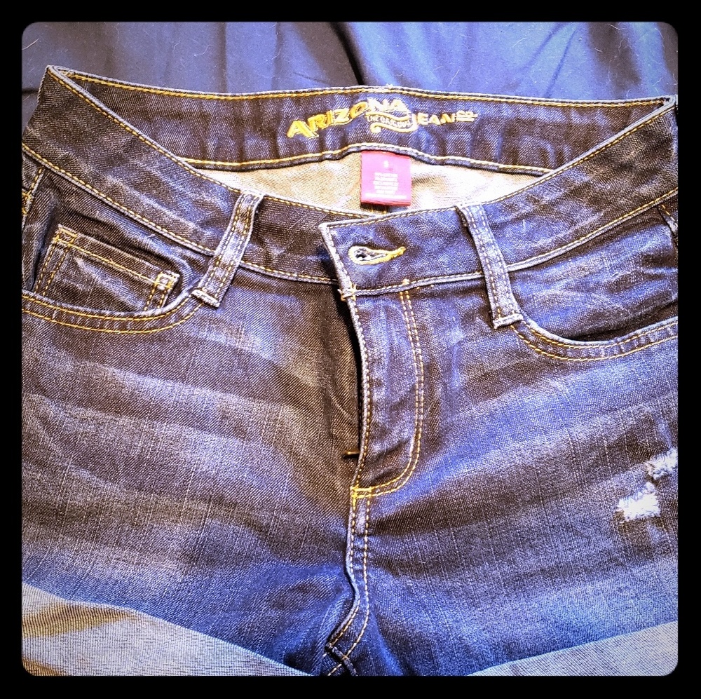 Arizona size 5 junior shorts
